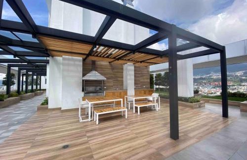 La Carolina Apartment | Boho apt-balcony in La Carolina, 60" TV 4K