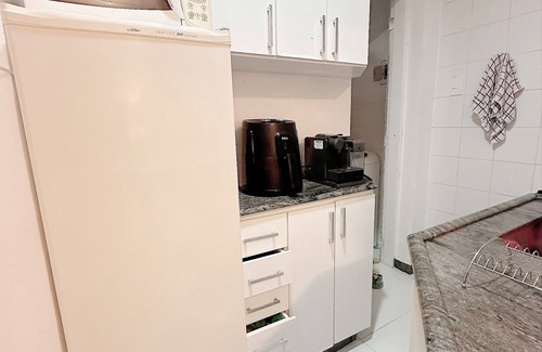 Ipanema Apartment | BOHO IS A COZY, COMPLETE APARTMENT IN THE HEART OF IPANEMA.