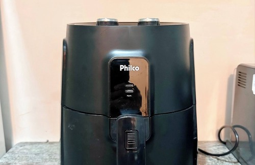 Ipanema Apartment | BOHO IS A COZY, COMPLETE APARTMENT IN THE HEART OF IPANEMA.