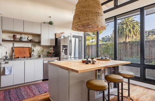 Santa Barbara Apartment | Boho Oasis w/ Hot Tub by Bike Path & Beach