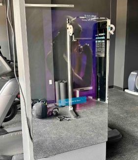 Downtown Des Moines Apartment | Boho, Walk East Village, Downtown, Free Parking