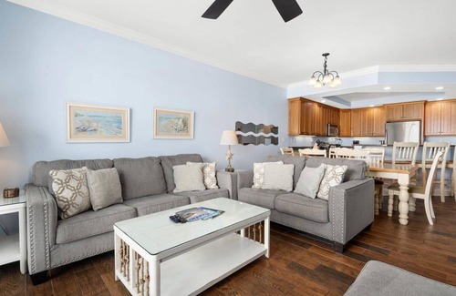 Ocean City Condo | 🏖️ Bold and Bright Oceanfront unit on the Boardwalk! Open for Winefest this weekend🏖️