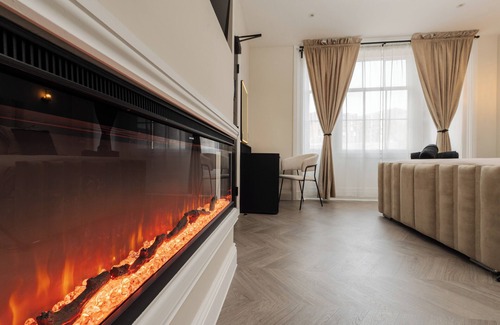 Hope Street Apartment | Bold St | Fireplace | 1 Min to Liverpool Central Station
