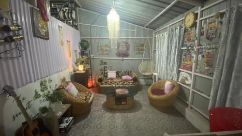 Rishop House | Bomzan's Dhim