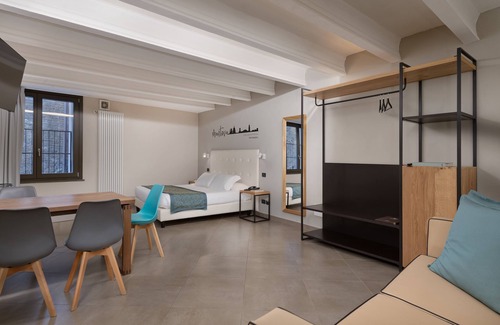 Old Town House | Bonacolsi Collection , Mantegna Hotels