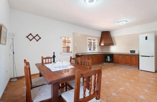 El Madronal House | Bonita Casa Arianny con Piscina