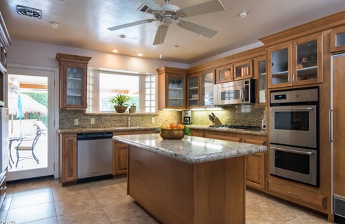 Old Las Palmas House | Book a Fall Getaway Today! Delightful Gated Estate with Tiki Bar and Pool!