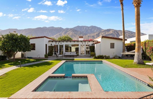 Araby Commons House | Book a Fall Getaway Today! Modern Palm Springs Home with Pool and Hot Tub!