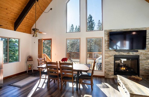 Kings Beach House | Book a Fall Getaway Today! Cozy Home with WiFi, short ride to the Lake!