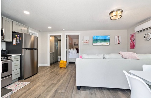 Siesta Key Condo | 🦩Book Me Baby! Wildflower Inn Siesta Key #4 Frangipani🦩