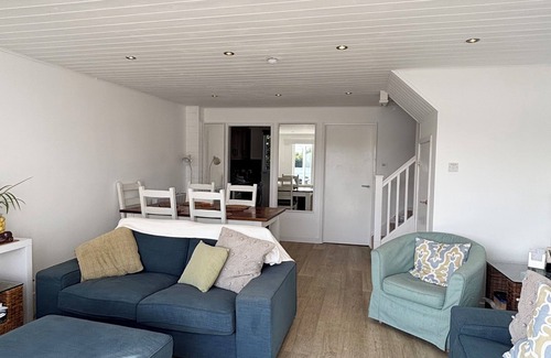 South Cerney Cottage | BOOK NOW ON LINE