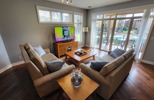 Westbank Condo | Book with confidence. We are approved for Short-term rental!n3 bedroom beauty!