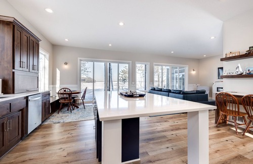 McGregor Cabin | Book your fall and winter getaway!