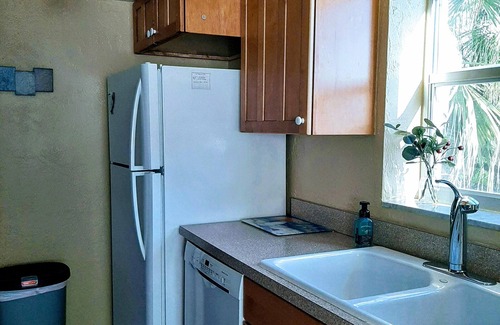 South Island Condo | BOOKING FOR JANUARY, FEBRUARY, AND MARCH 2026