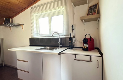 Kropia Apartment | Boomer's Attic Athens