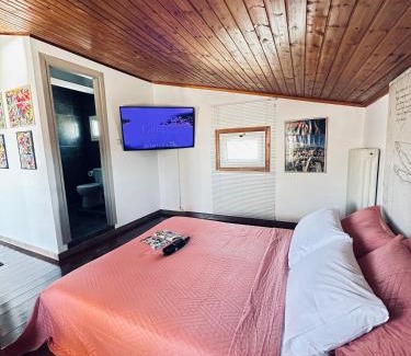 Kropia Apartment | Boomers Attic Athens