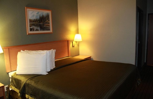 Pineville Hotel | Booneslick Lodge Jane