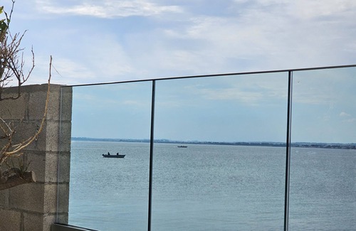 Sete House | Bord de L'etang