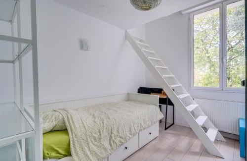 Saint Seurin - Fondaudege House | Bordeaux centre, Appartement privatif et 5 chambres privées, piscine, parking