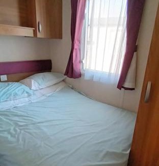 Pagham House | Bordeaux - Church Farm