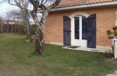 Merignac House | Bordeaux Merignac Maisons 12 pers 4 bedrooms with 4 bathrooms