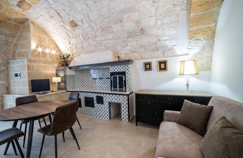 Santeramo in Colle Bed & Breakfast | Borgo Antico Sant'Erasmo