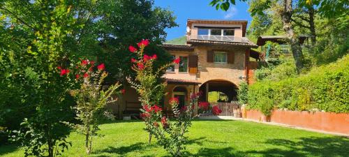 Fabriano House | Borgo Canapegna - "La quercia d'oro" private pool in the heart of Le Marche