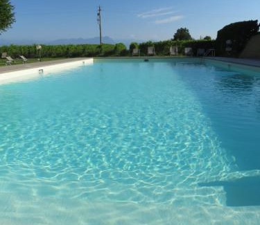 San Benedetto di Lugana House | Borgo San Donino