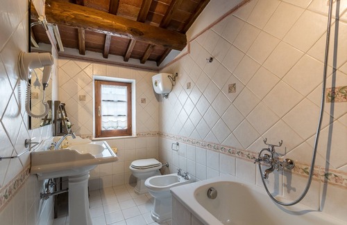 Santarello House | Borgo Terrosi