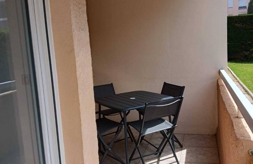 La Faviere Apartment | Bormes les Mimosas, La Favière, T2 Refait à Neuf 4 Couchages, 200 m de la Plage