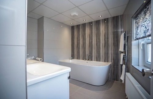 Newcastle-Under-Lyme Hotel | Borough Arms Hotel