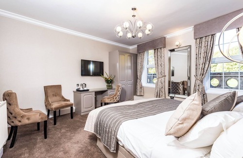 Newcastle-Under-Lyme Hotel | Borough Arms Hotel