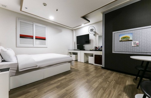 Boryeong Hotel | Boryeong QQ Motel