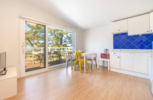 Holmoe House | Boryeong Thirasel Pension