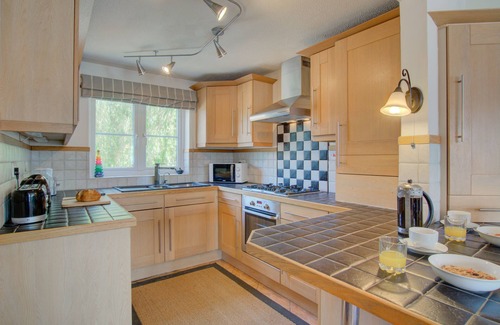 Hoveton House | Bosuns Cottage - Three Bedroom House, Sleeps 6