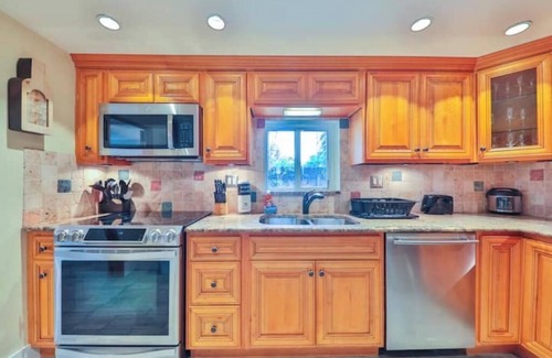 Parkside House | Botanical Garden with Jacuzzi - 2026