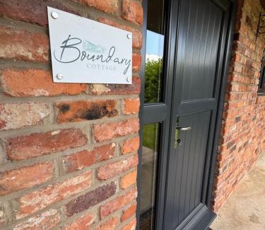 Pickering House | Boundary Cottage
