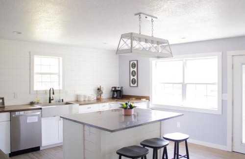 Carthage House | Bountiful Cabin - Hot Tub