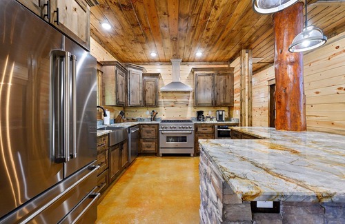 Pickens Cabin | Bourbon Sunset 5 bedroom with sauna!