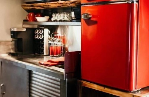 Lawrenceburg House | Bourbon Trail: Caboose on the Farm