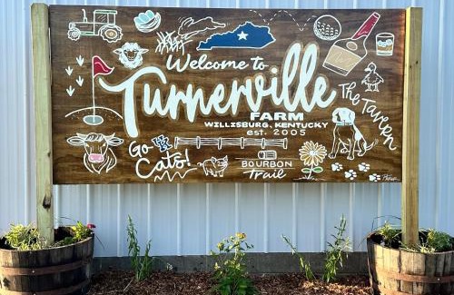 Chaplin House | Bourbon Trail Driving Range central KY farmhouse and gift shop