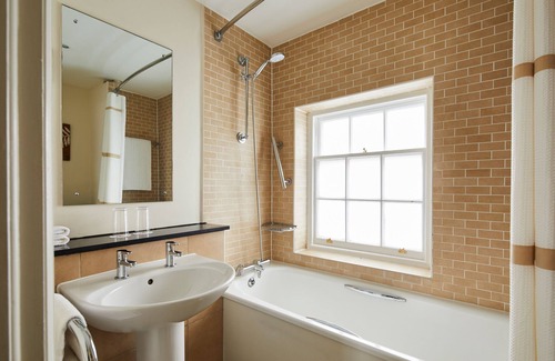 Bournemouth City Centre Hotel | Bournemouth Highcliff Marriott Hotel