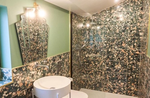 Gares Hotel | Boutique Appart'Hôtel Maison Bayard