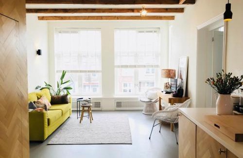 Overtoomse Sluis House | Boutique B&B Bovien