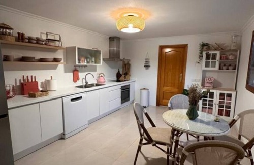 Calderon Cottage | Boutique de Bella - Rustic House with a Wine Cellar