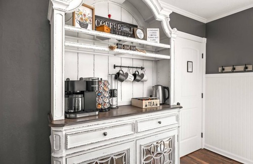 Payson House | Boutique Estate - Hot Tub | Firepit | Fam Fun