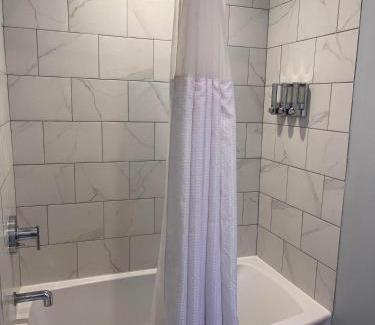 Northport House | Boutique Hotel Room 5