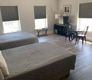 Northport House | Boutique Hotel Room 8