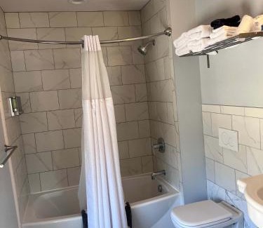 Northport House | Boutique Hotel Room 9