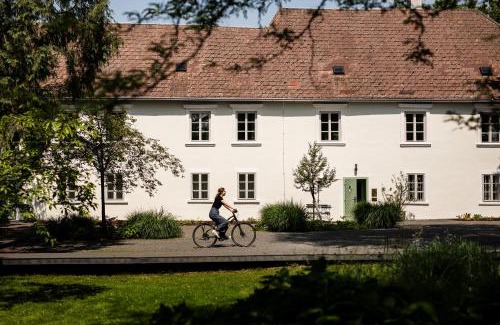 Lackenbach Hotel | Boutique Hotel Zum Oberjäger, Schloss Lackenbach